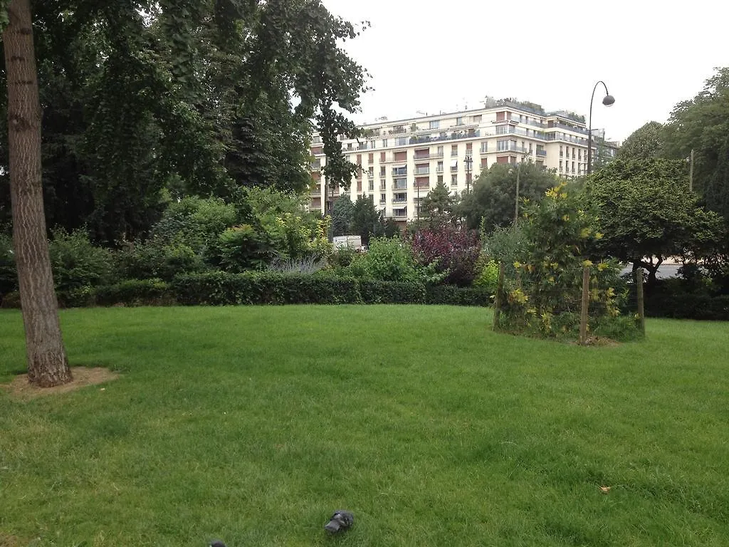 Studio Arc De Triomphe Hotel Paris France