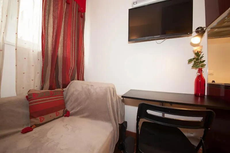 Studio Arc De Triomphe Hotel Paris Apartment